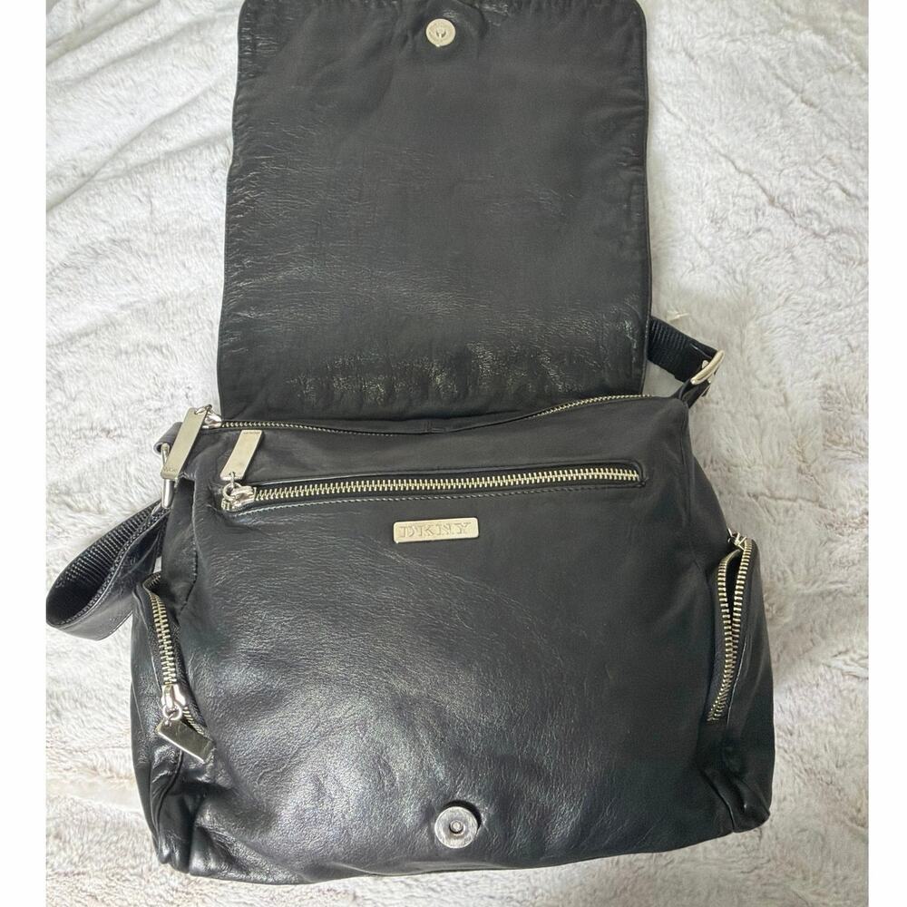 DKNY Camera/shoulder bag - Picture 7 of 8